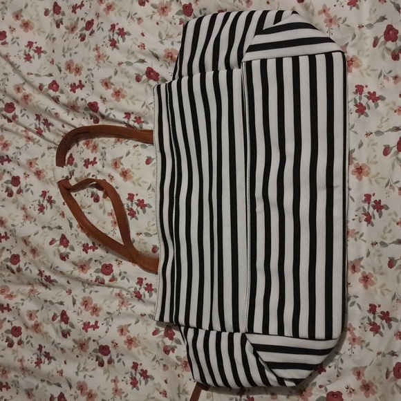DSW TOTE bag, black,white stripe, New - Picture 4 of 4